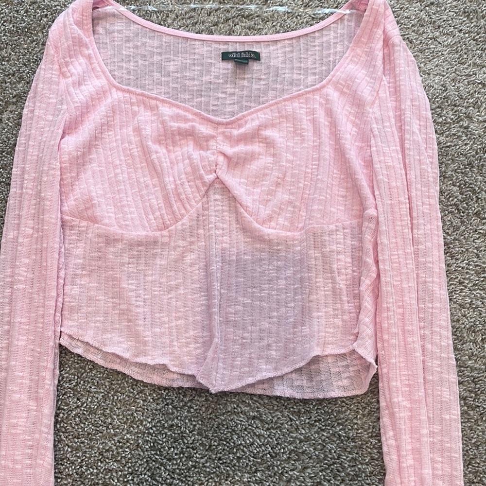 pink crop top